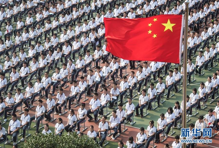 (新華全媒頭條·圖文互動)(22)同舟共濟(jì)戰(zhàn)“疫”記——中國抗擊新冠肺炎疫情全紀(jì)實(shí)