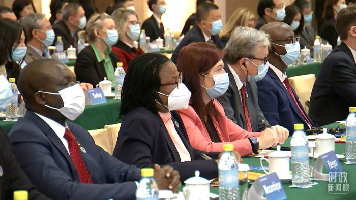 △紀(jì)念會議分會場的與會嘉賓。(總臺央視記者楊立峰拍攝)