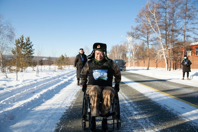 中共黨員、一等功榮立者王曙光不畏嚴(yán)寒，挑戰(zhàn)自我（王鵬）.jpg