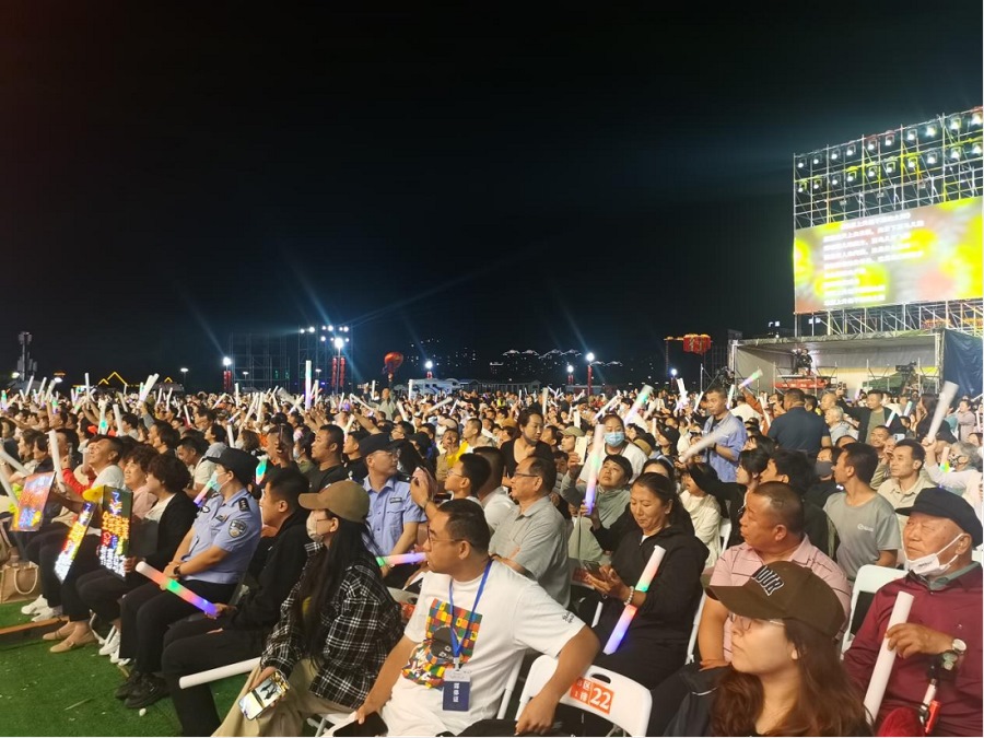 “如七而遇 相思烏?！边@場(chǎng)七夕主題音樂(lè)會(huì)甜出圈665.png