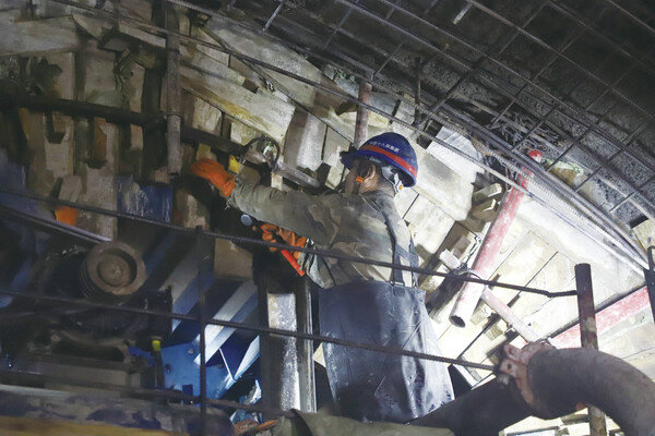 1738727787792430.jpg 襯砌.jpg