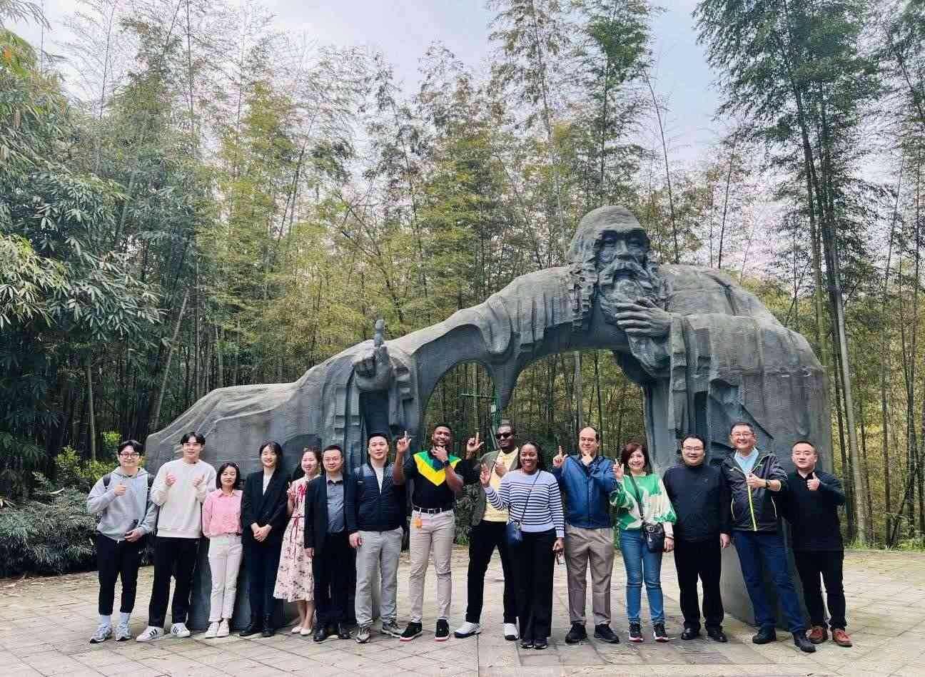 Guizhou Echo | 這一波，貴州又圈“國(guó)際粉”了