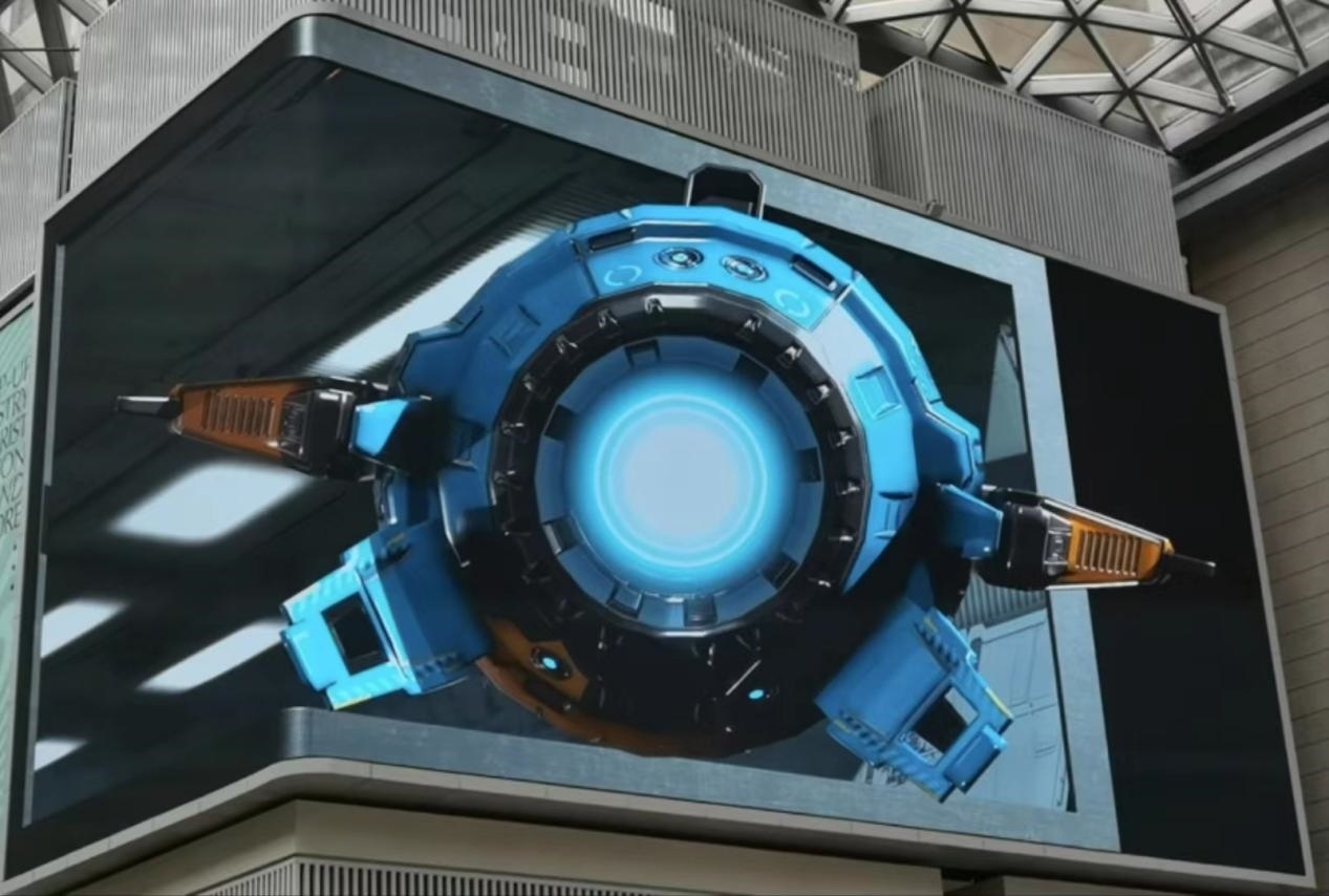 外灘中央內(nèi)庭的裸眼3D大屏。人民網(wǎng) 黃津曉虎攝