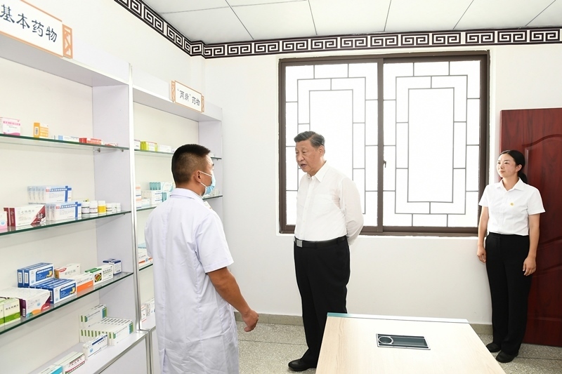 2022年6月8日，習(xí)近平總書(shū)記在四川眉山東坡區(qū)太和鎮(zhèn)永豐村考察。