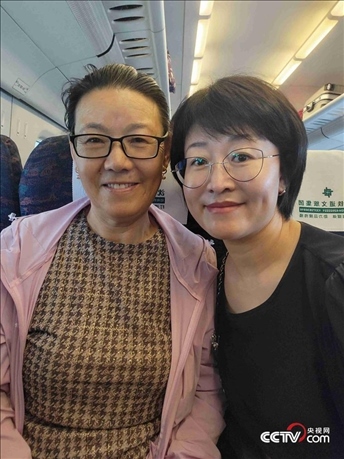 （呼群、寶力母女 受訪者供圖）