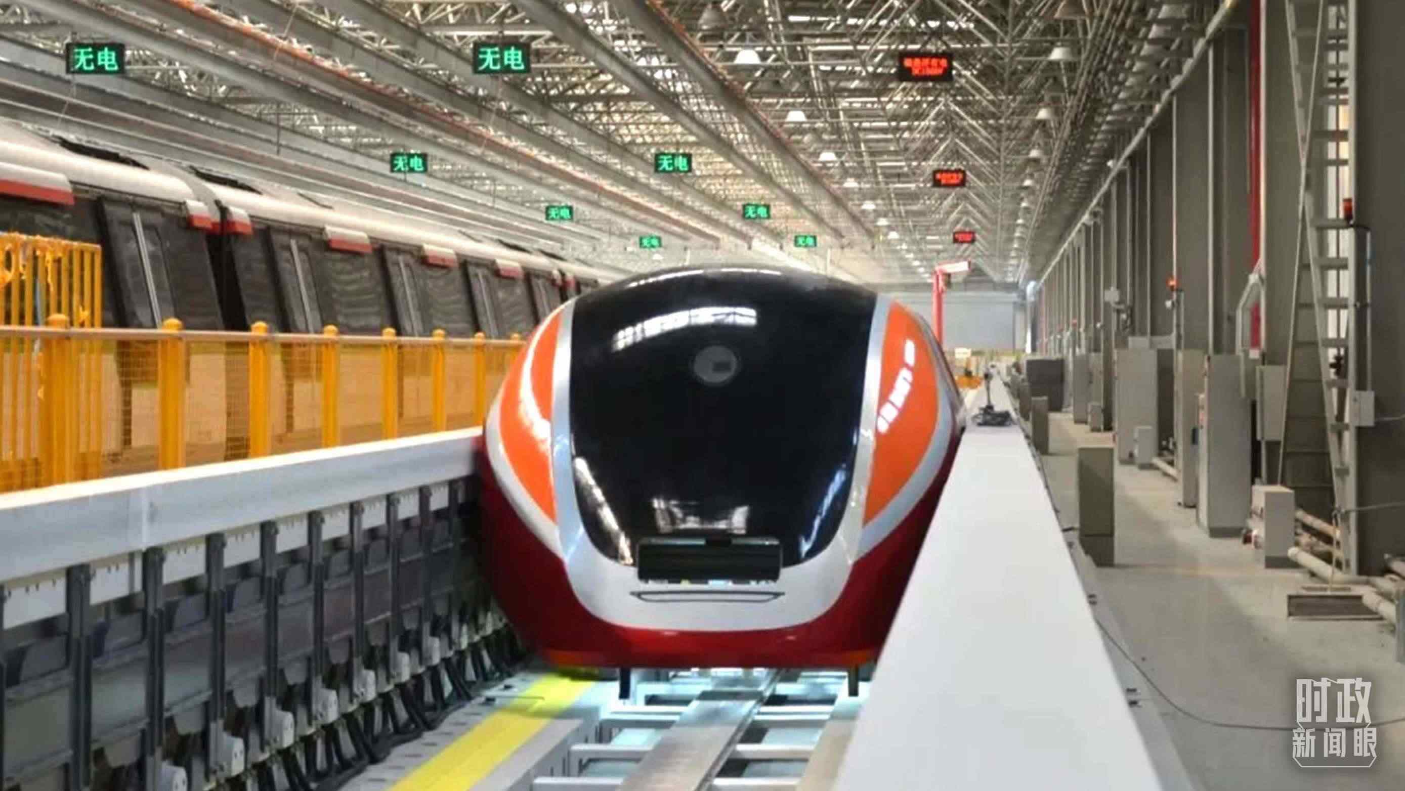 △3月31日，由中國中車自主研制的國內(nèi)首套高溫超導(dǎo)電動懸浮全要素試驗系統(tǒng)完成首次懸浮運行。（圖/中車齊齊哈爾車輛有限公司）