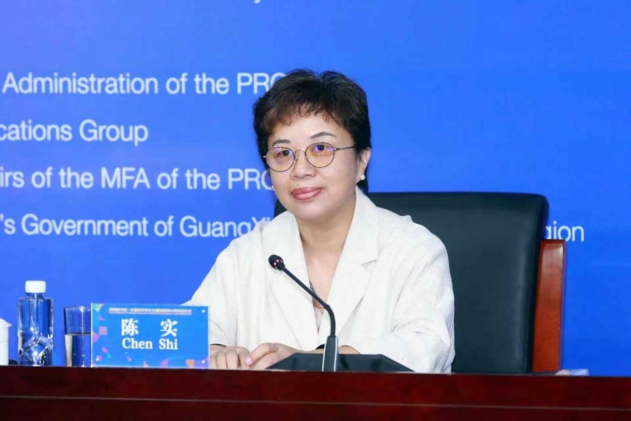 陳實主持嘉賓致辭環(huán)節(jié)。中國駐東盟使團供圖