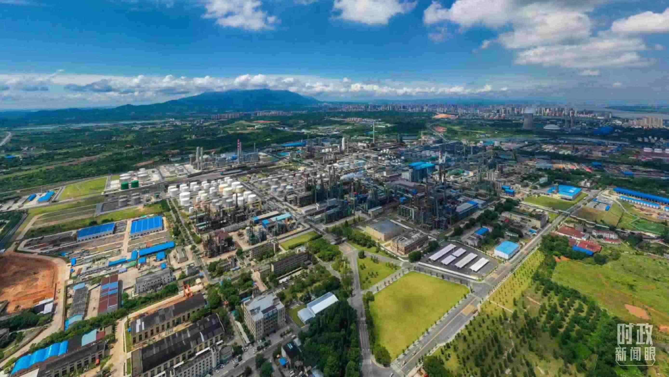 △中國石化九江分公司。（總臺記者劉陽拍攝）