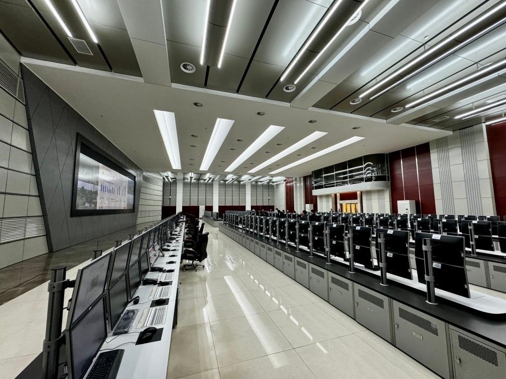 近日拍攝的公司管控中心。新華社記者 胡晨歡 攝