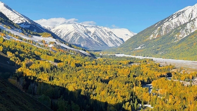 “新東方快車”沿途風(fēng)景。
