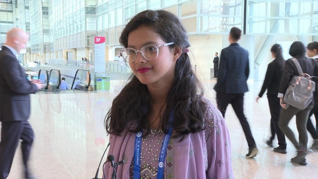 阿里法·沁在參加第三屆“一帶一路”國際合作高峰論壇民心相通專題論壇后接受記者采訪。