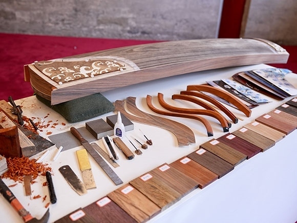 蘭考古箏制作展示。中央音樂學院供圖