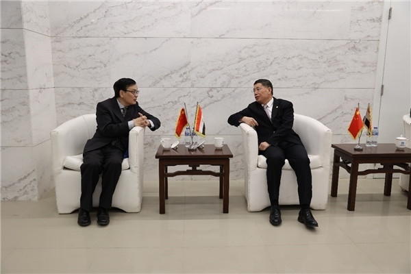 李永明同埃及趙劉慶公參會談交流。主辦方供圖