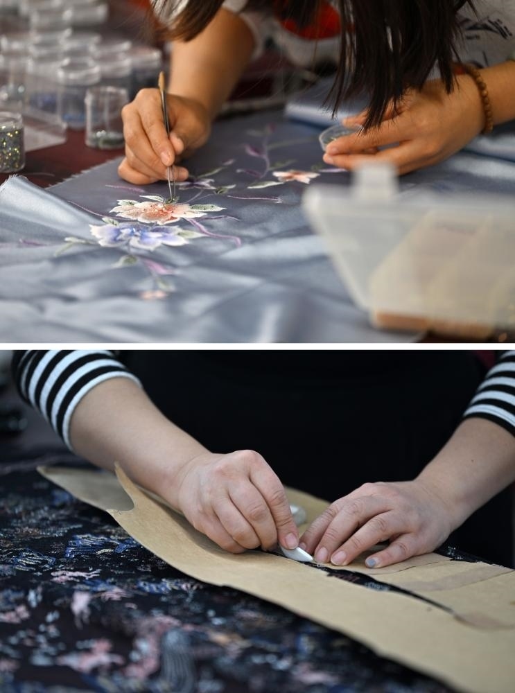 拼版照片：上圖為老美華定制車間的制衣師傅在面料上貼鉆；下圖為老美華定制車間的制衣師傅在面料上劃線（2023年12月8日攝）。天津老美華始創(chuàng)于1911年，歷史上以“千層底”布鞋聞名，是享譽津門的“中華老字號”。新華社記者 李然 攝