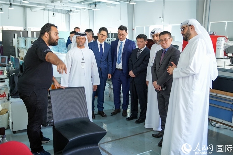 參觀培訓(xùn)中心。人民網(wǎng)塔里克·易卜拉欣攝