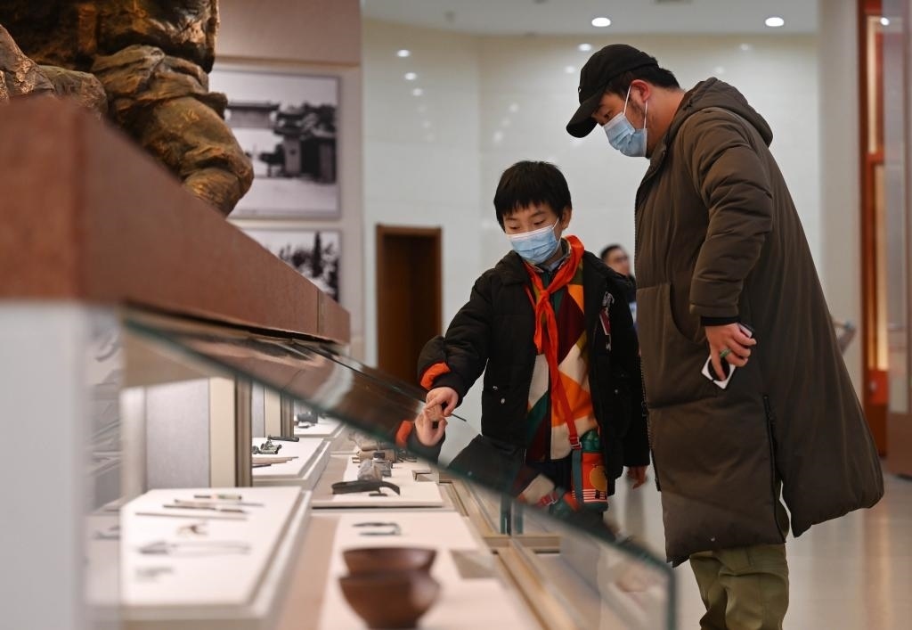 2024年1月29日，市民在平津戰(zhàn)役紀(jì)念館參觀。