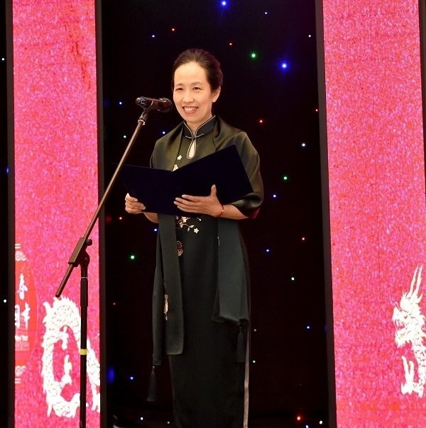 中國駐阿拉木圖總領(lǐng)事蔣薇致辭。中國駐阿拉木圖總領(lǐng)館供圖