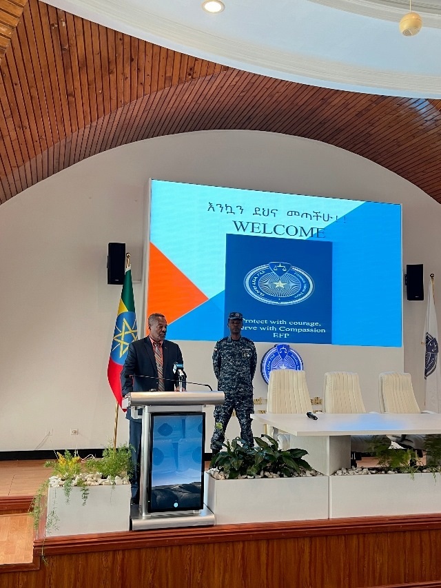 圖為埃塞警察大學(xué)校長(zhǎng)梅斯芬·阿貝貝致辭。亞的斯亞貝巴大學(xué)孔子學(xué)院供圖