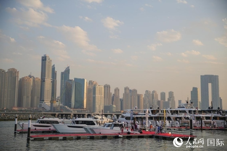 游艇展場(chǎng)景。人民網(wǎng) 塔里克·易卜拉欣攝