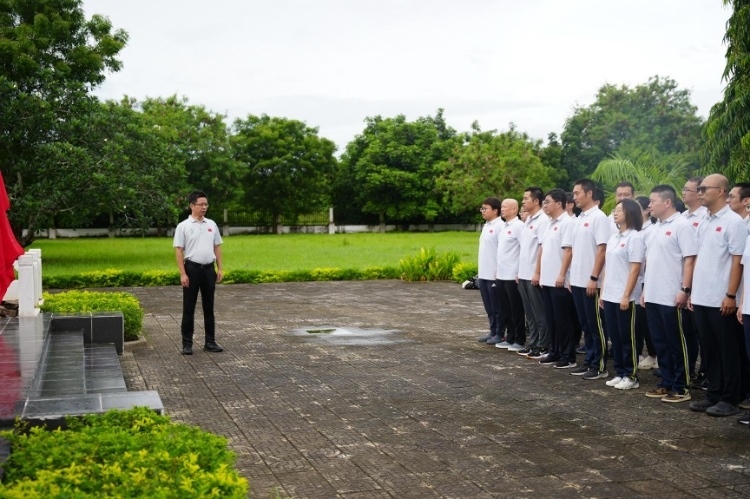 醫(yī)療隊隊長致詞。中國援桑醫(yī)療隊供圖