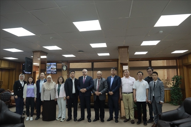 活動現場合影。蘇伊士運河大學孔子學院供圖