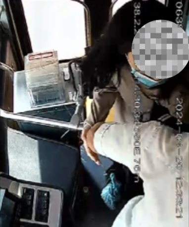 公交車上他一聲大吼！魏杰，好樣的！