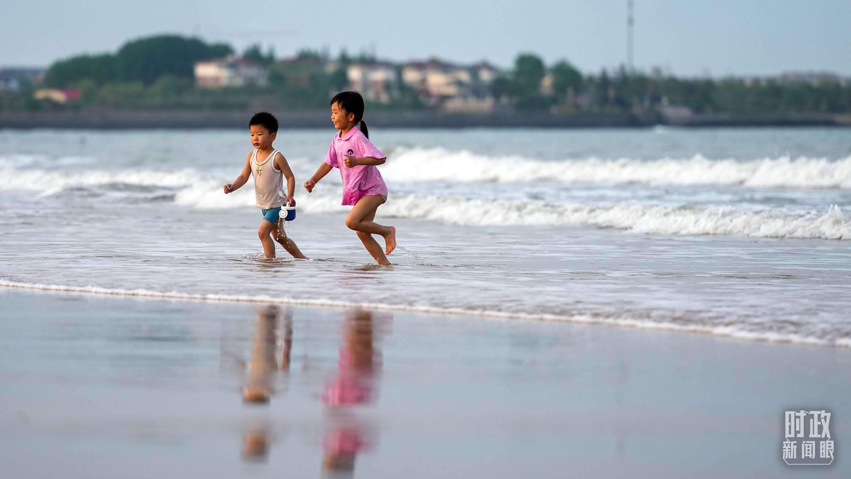 山東日照陽光海岸。（總臺國廣記者李晉拍攝）
