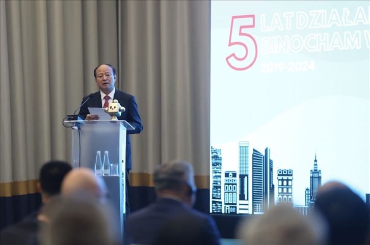 中國貿(mào)促會副會長陳建安致辭。中國貿(mào)促會駐波蘭代表處供圖