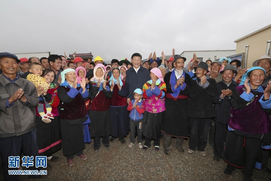 習近平總書記2016年8月23日上午來到海東市互助土族自治縣五十鎮(zhèn)班彥村，考察易地扶貧搬遷新村建設情況。