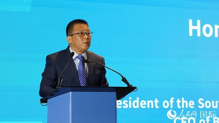 張朝陽會長致辭。人民網(wǎng) 劉暢攝