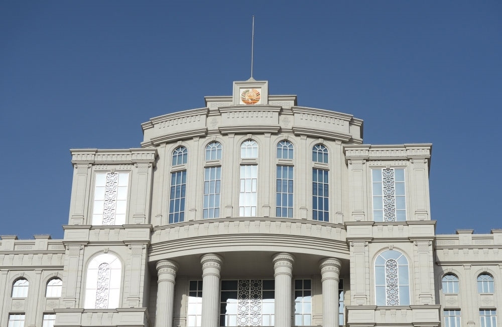 這是在杜尚別拍攝的塔吉克斯坦政府大樓。