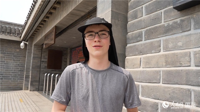 圖為德國(guó)籍游客埃里克·西伯特。人民網(wǎng)記者 吳超嵐攝