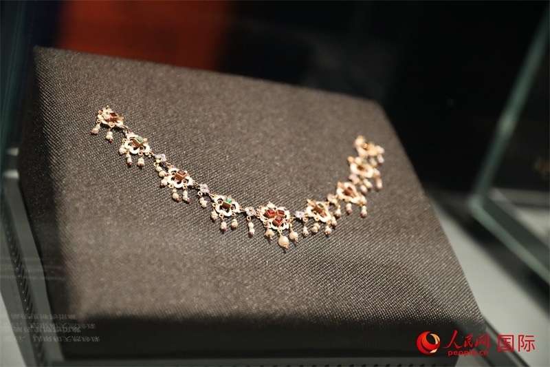 展覽“傳奇之旅：馬可·波羅與絲綢之路上的世界”展品。人民網(wǎng) 殷韜攝