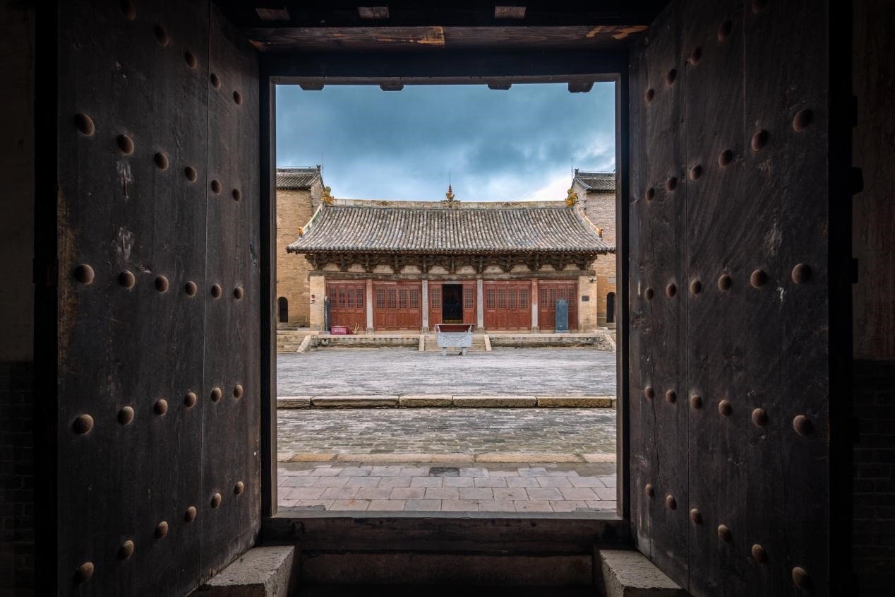 高平市崇明寺一角。蘇唐詩(shī)攝