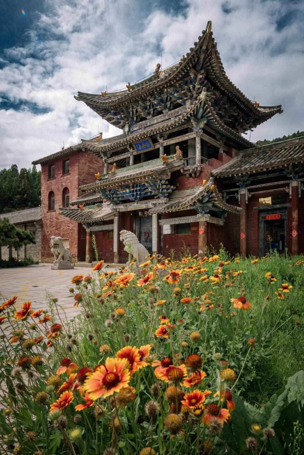 全國(guó)重點(diǎn)文物保護(hù)單位定林寺。蘇唐詩(shī)攝