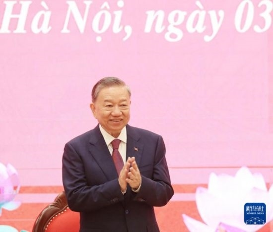 8月3日，在越南河內(nèi)，蘇林出席新聞發(fā)布會(huì)。新華社/越通社