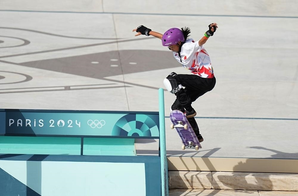 中國(guó)選手亮相巴黎奧運(yùn)會(huì)滑板比賽 圖片來源：新華社
