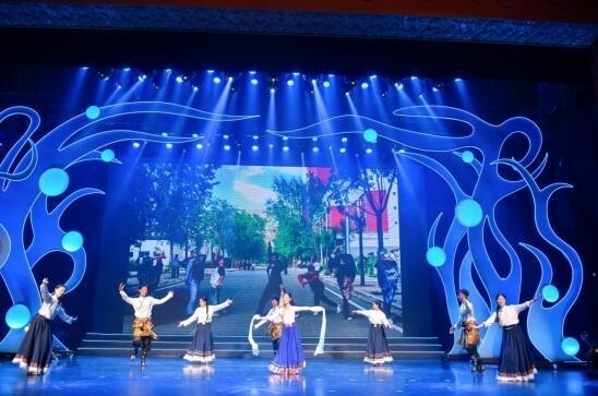 第十屆“歡動北京”開幕，12國青少年向未來問好