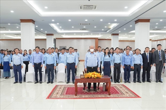 “賦能未來企業(yè)家”活動開幕式現場合影。活動主辦方供圖