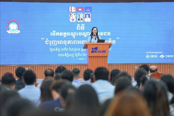 占尼莫在開幕式致辭?；顒又鬓k方供圖