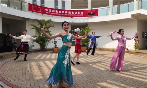 舞蹈《美麗中國》。內(nèi)圖大學孔子學院供圖