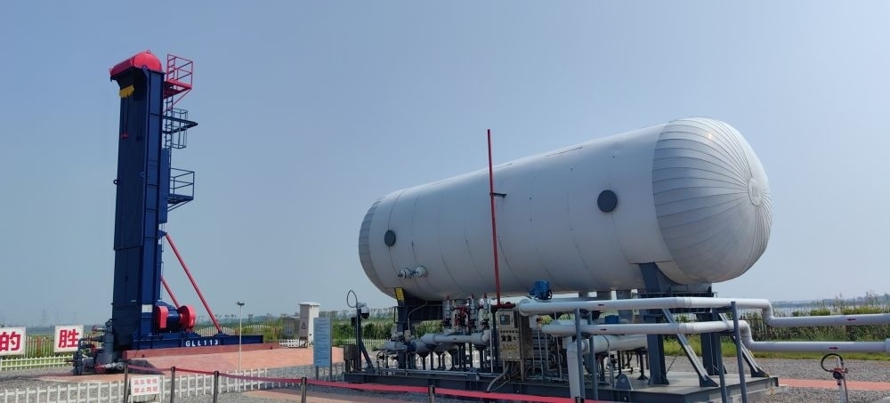 2024年8月30日，勝利油田萊113區(qū)塊CCUS項(xiàng)目現(xiàn)場(chǎng)。新華社記者 陳國(guó)峰 攝