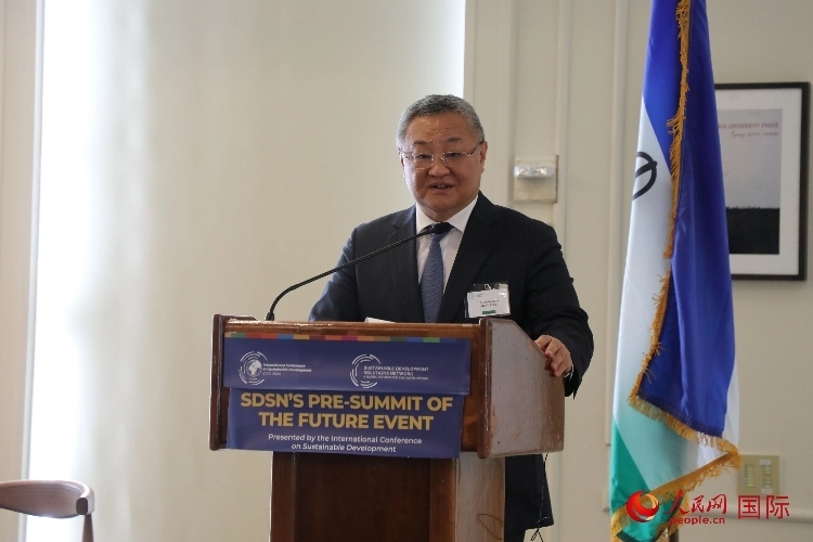 中國常駐聯(lián)合國代表傅聰大使發(fā)表演講。人民網(wǎng)記者 李志偉攝