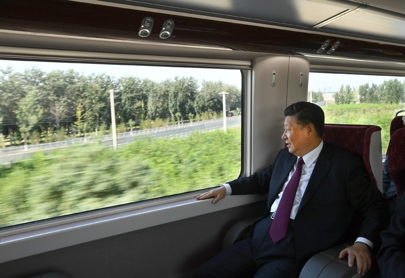 2019年9月25日，習近平總書記乘坐軌道列車前往北京大興國際機場。