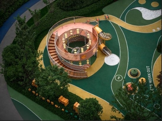 改造后的中鐵臻庭小區(qū)森林樹屋。 王碩敏 攝