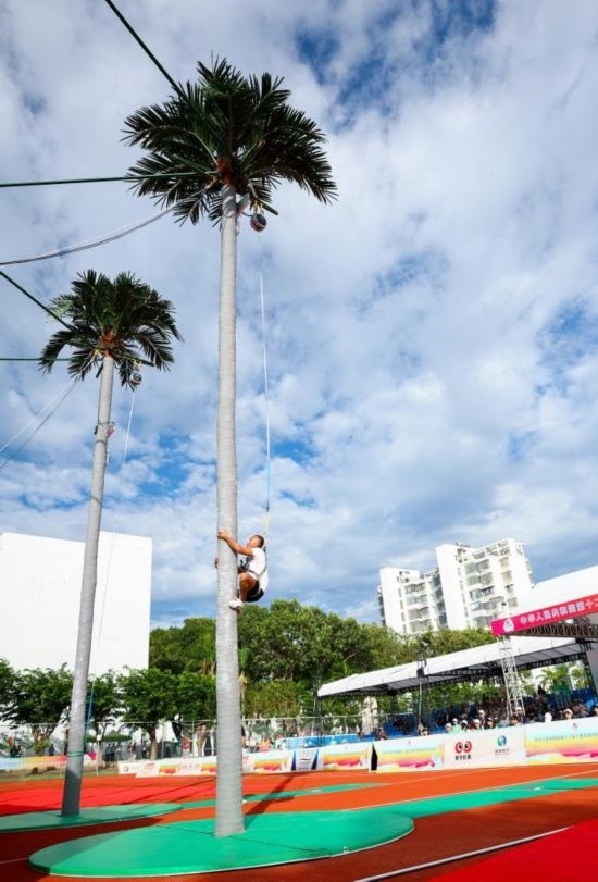 11月23日，海南隊選手曾祥天在比賽中。新華社記者 楊植森 攝