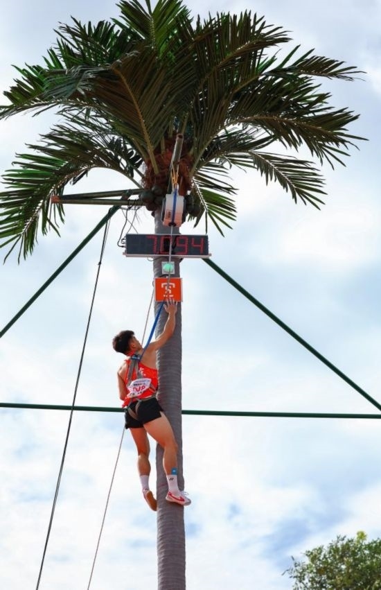 11月23日，廣東隊選手黃新鴻在比賽中。新華社記者 楊植森 攝