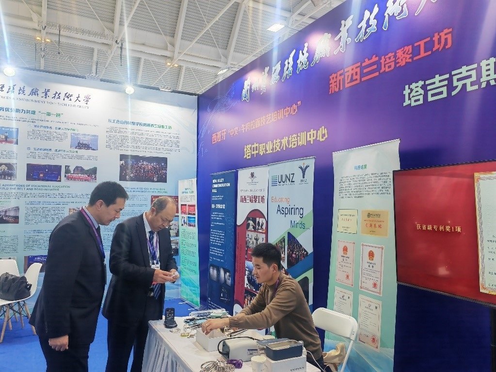 展臺現(xiàn)場。蘭州資源環(huán)境職業(yè)技術(shù)大學供圖