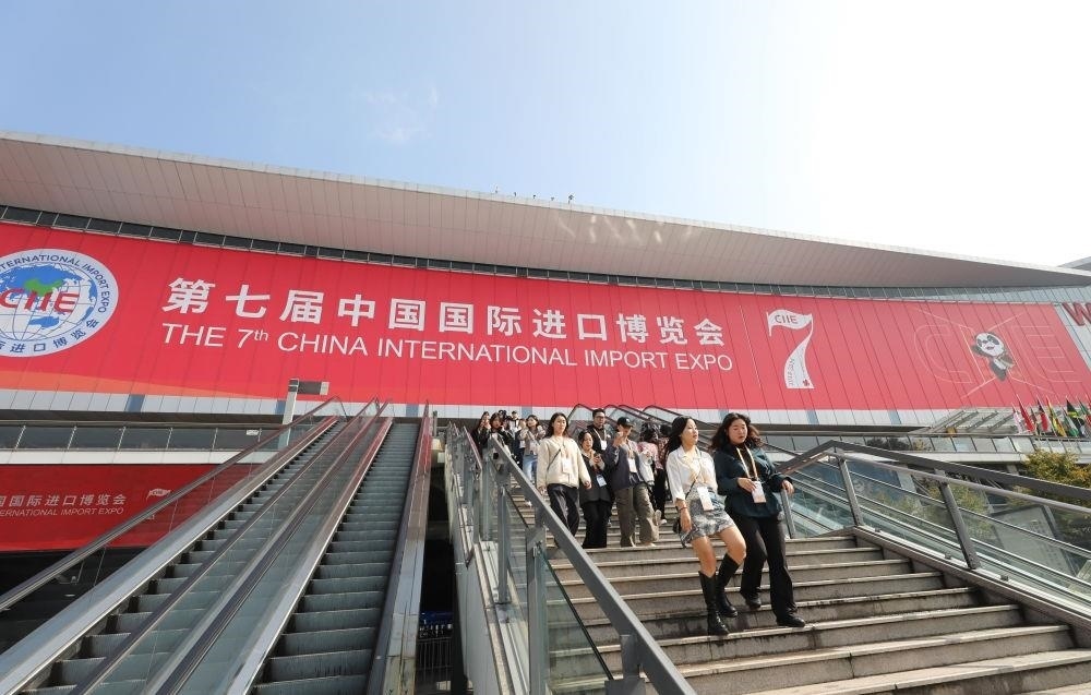 第七屆進(jìn)博會(huì)按年計(jì)意向成交額超八百億美元。