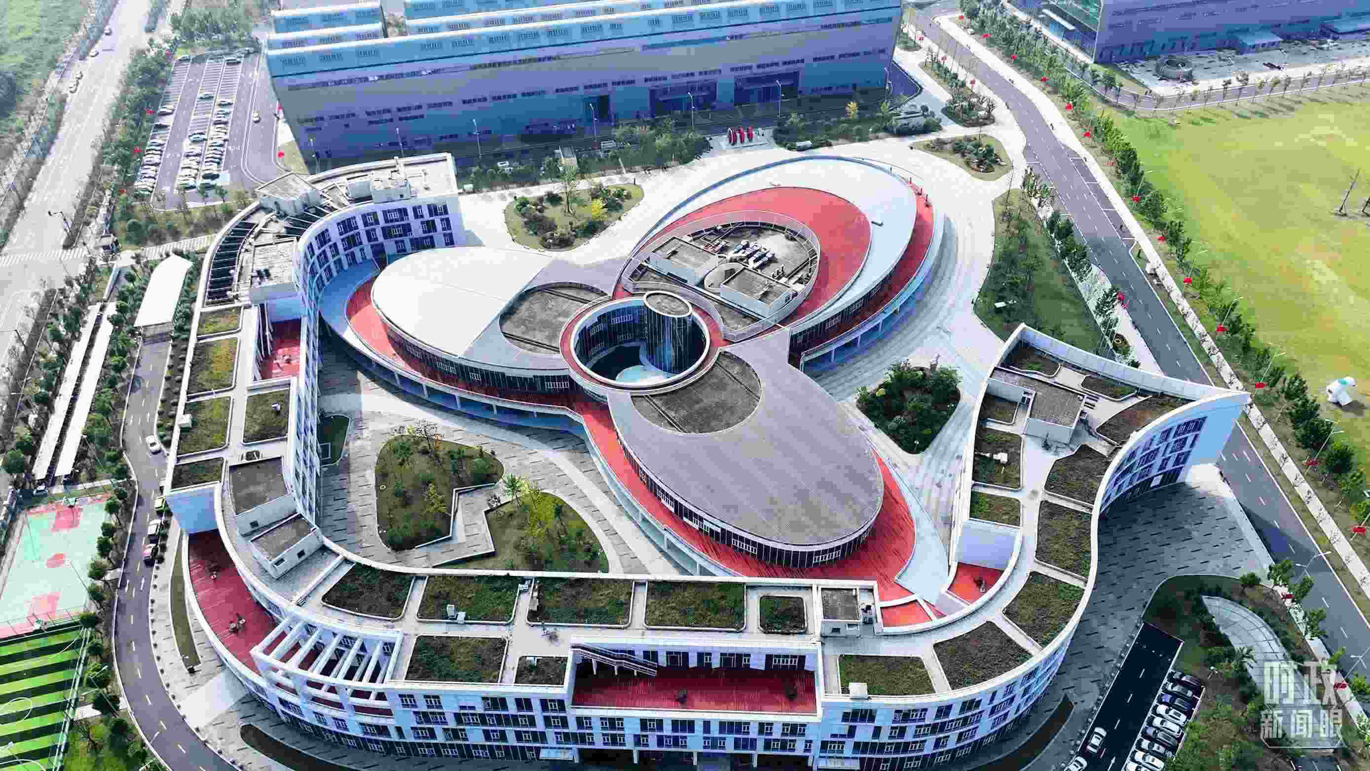 △位于合肥未來大科學(xué)城的聚變堆主機(jī)關(guān)鍵系統(tǒng)綜合研究設(shè)施園區(qū)。（總臺記者陳志猛拍攝）